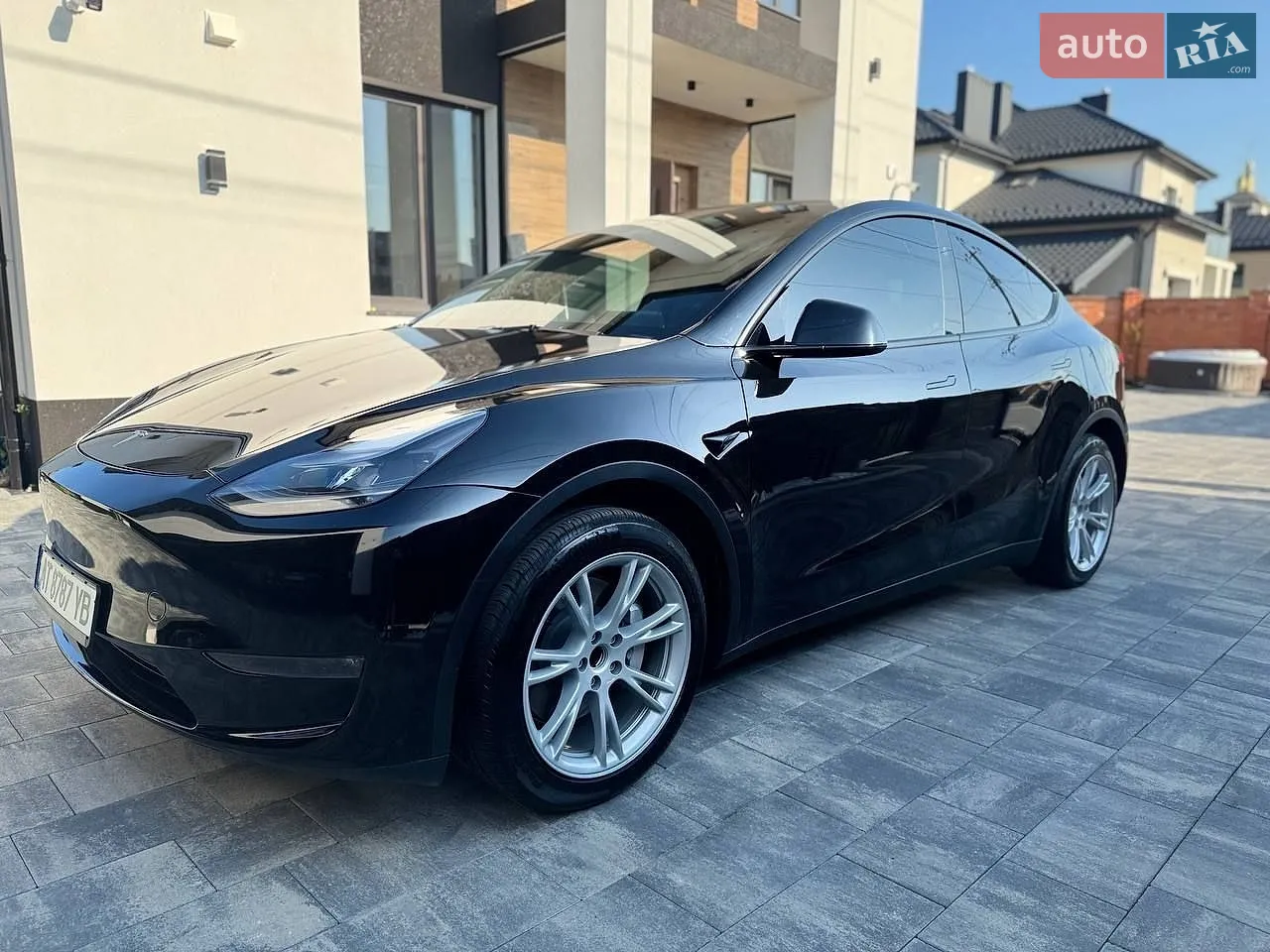 2023 Tesla Model Y - мініатюра 8
