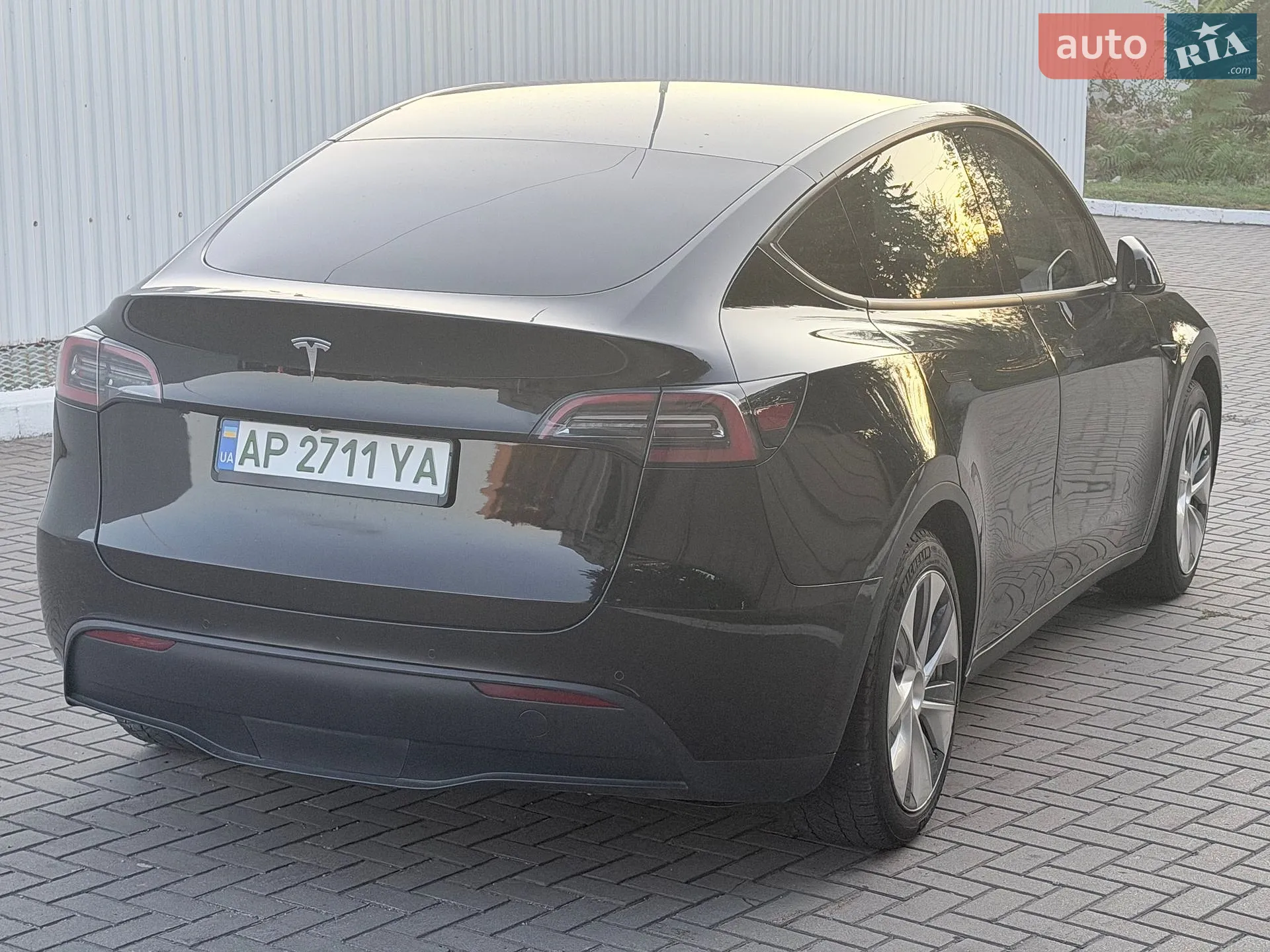 2021 Tesla Model Y - мініатюра 8