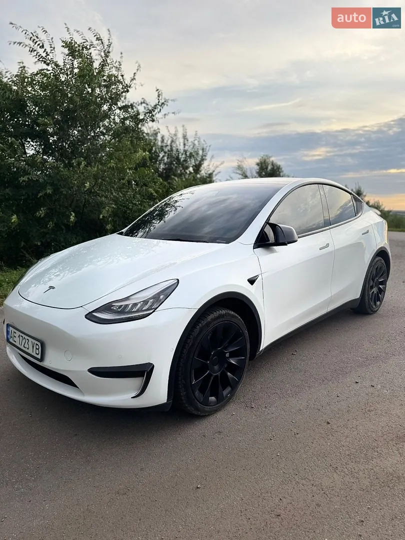 2021 Tesla Model Y - мініатюра 8