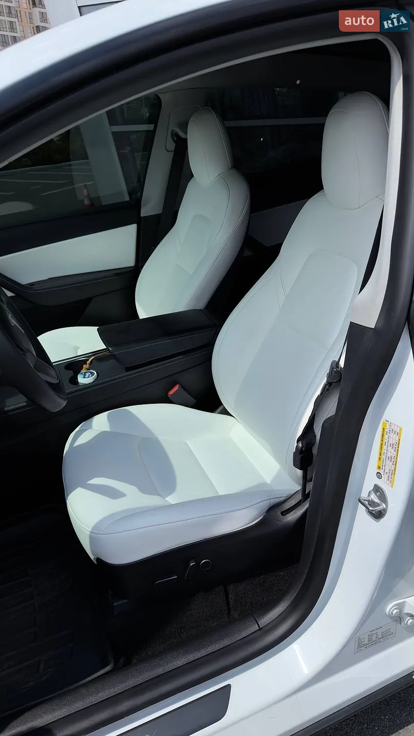 2021 Tesla Model Y - мініатюра 23