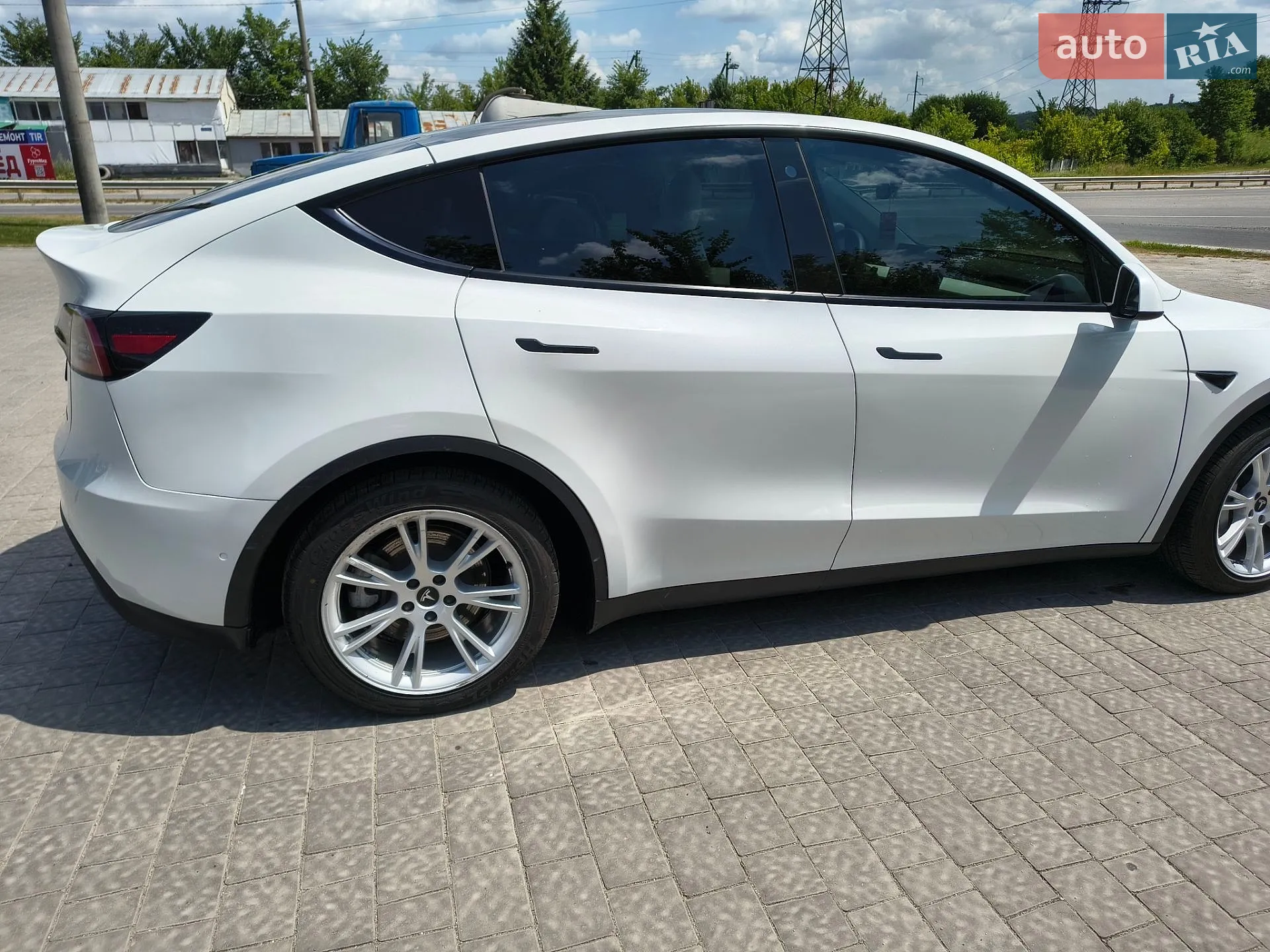 2021 Tesla Model Y - мініатюра 24