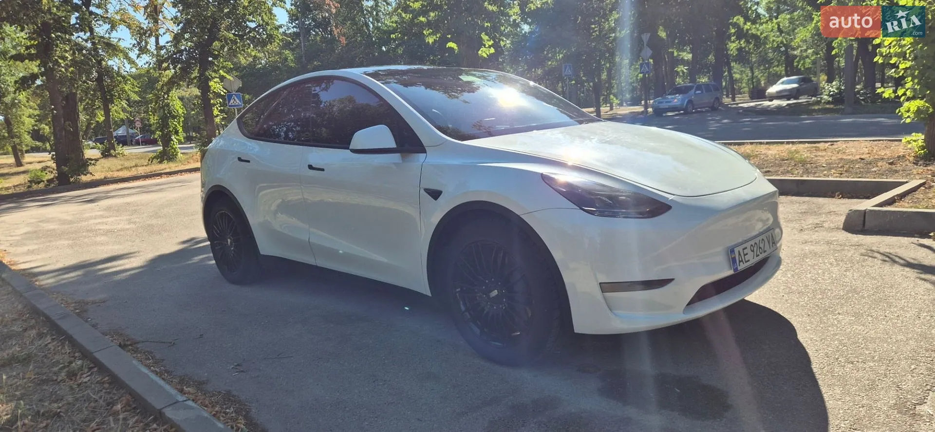 2022 Tesla Model Y - мініатюра 2