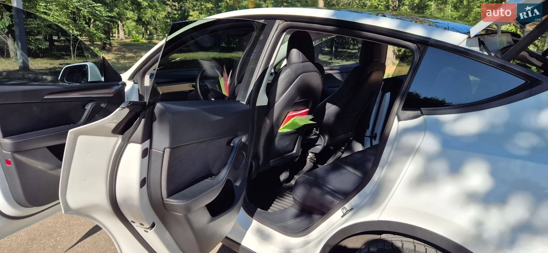 2022 Tesla Model Y - мініатюра 11