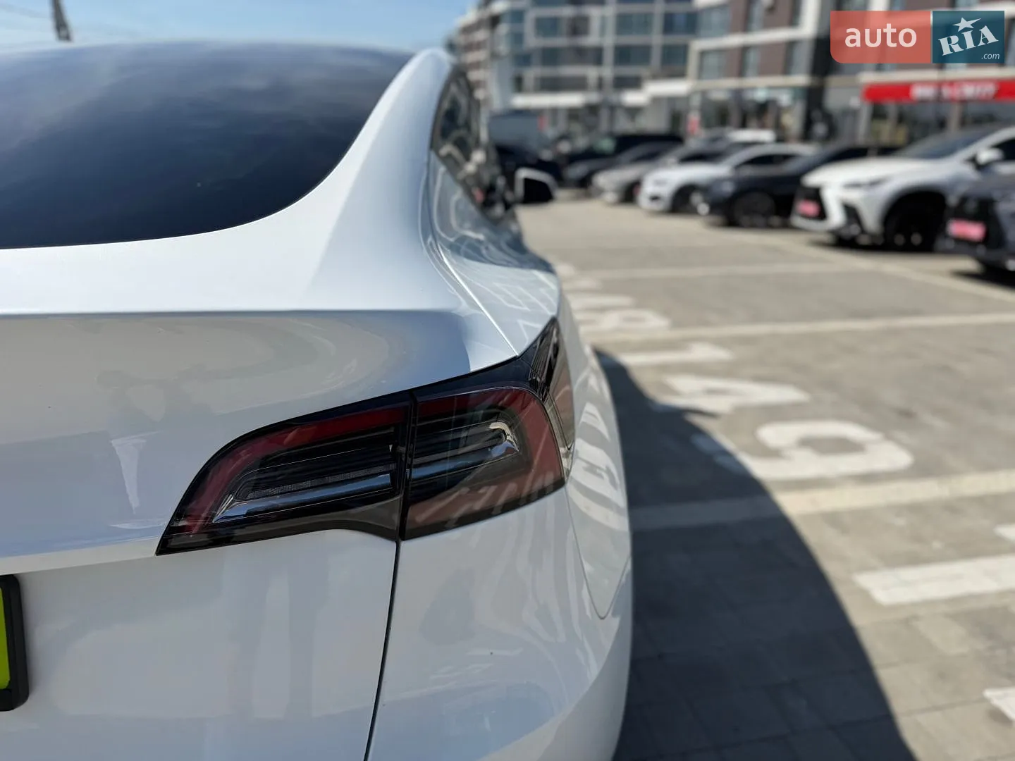 2024 Tesla Model Y - мініатюра 10