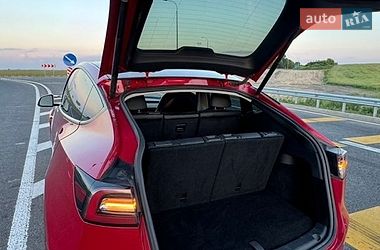 Внедорожник / Кроссовер Tesla Model Y 2022 в Ровно