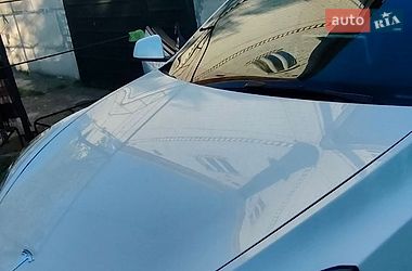 Позашляховик / Кросовер Tesla Model Y 2021 в Києві
