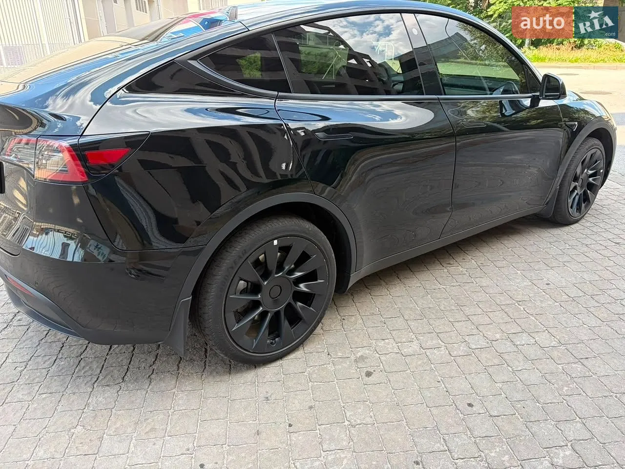 2022 Tesla Model Y - мініатюра 4