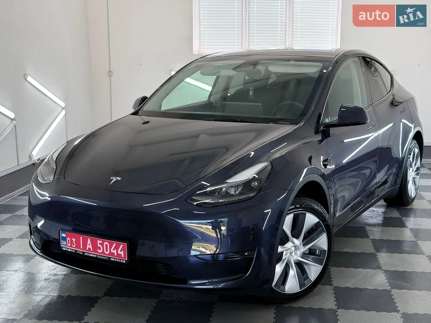 2024 Tesla Model Y - мініатюра 12