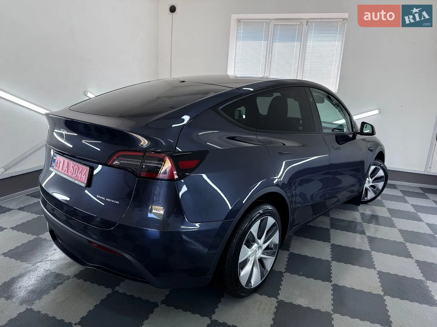 2024 Tesla Model Y - мініатюра 14