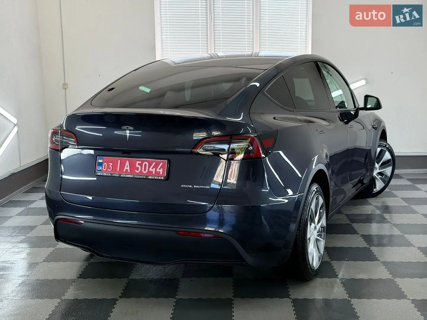 2024 Tesla Model Y - мініатюра 17
