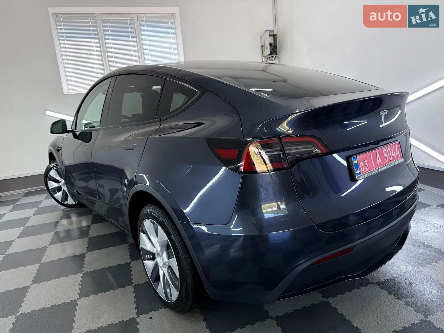 2024 Tesla Model Y - мініатюра 19