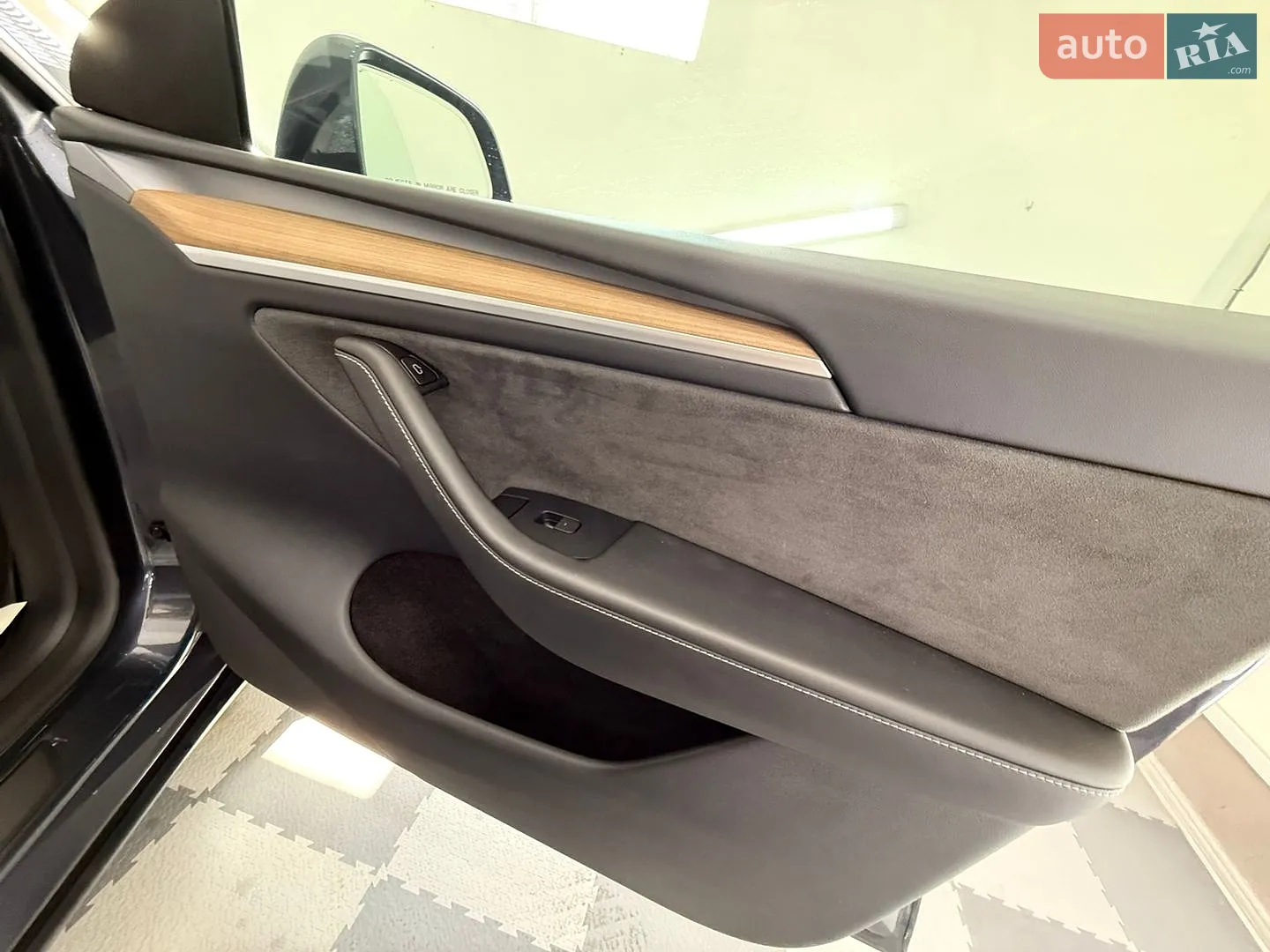 2024 Tesla Model Y - мініатюра 29