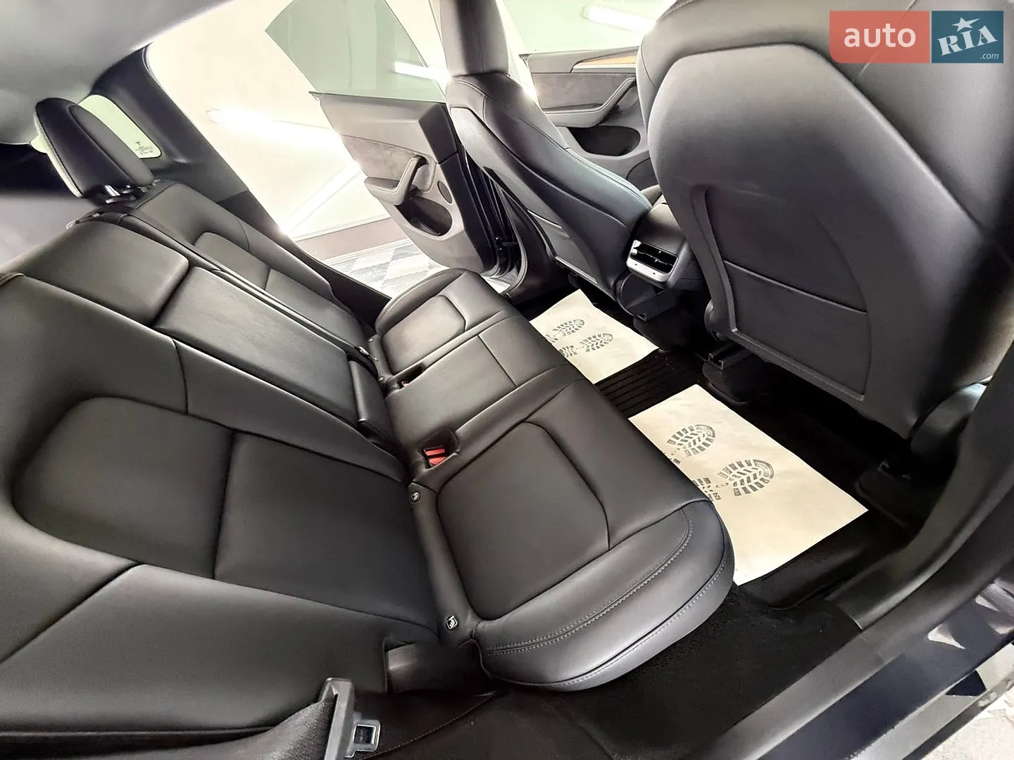 2024 Tesla Model Y - мініатюра 37