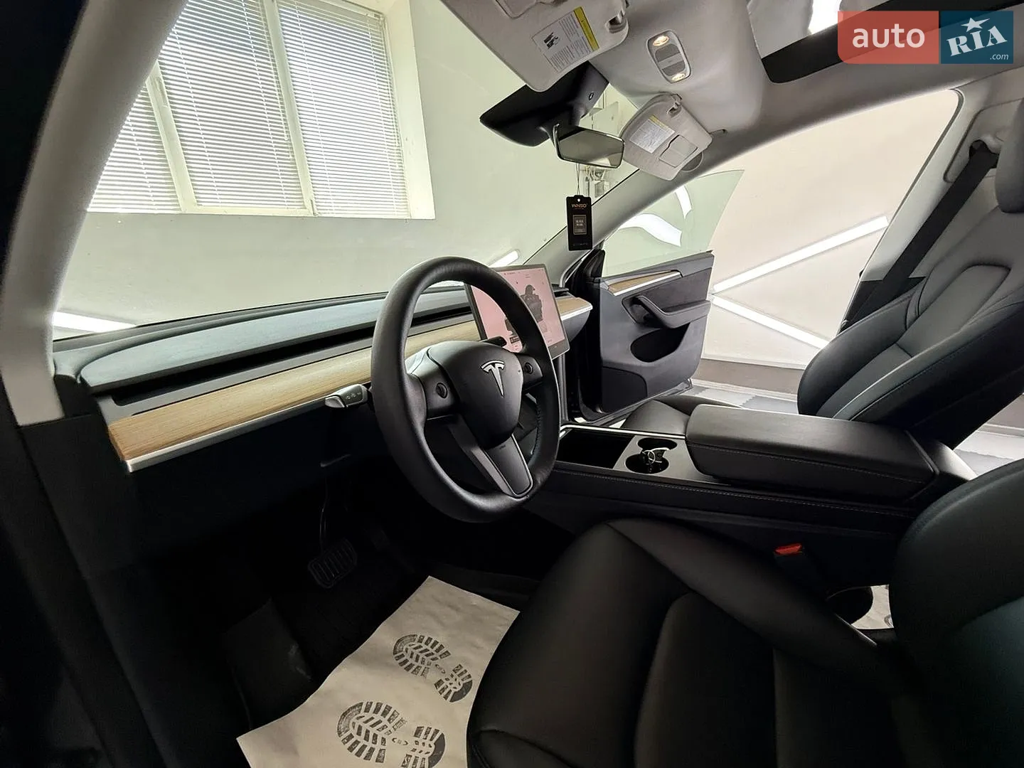 2024 Tesla Model Y - мініатюра 50