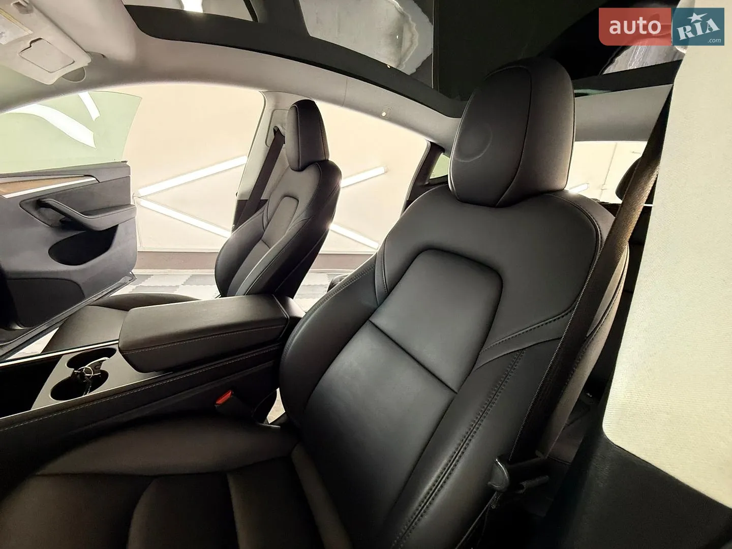2024 Tesla Model Y - мініатюра 55