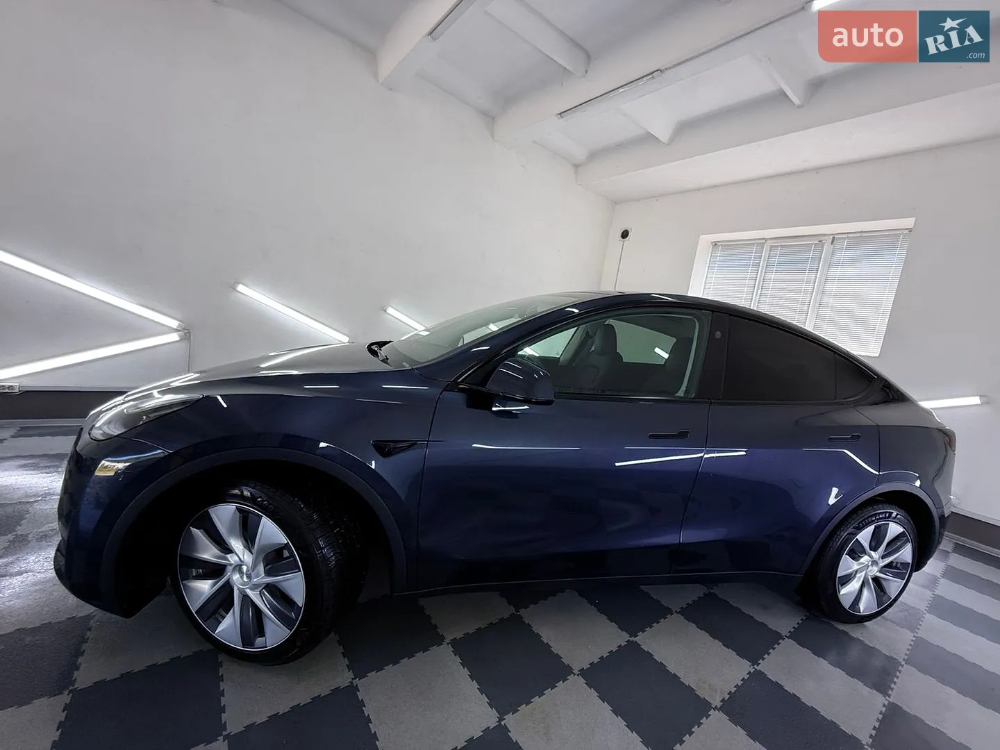 2024 Tesla Model Y - мініатюра 78
