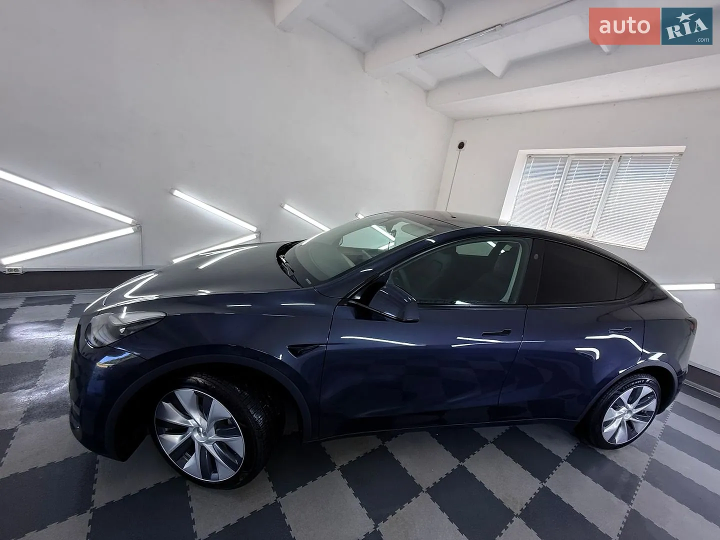 2024 Tesla Model Y - мініатюра 80