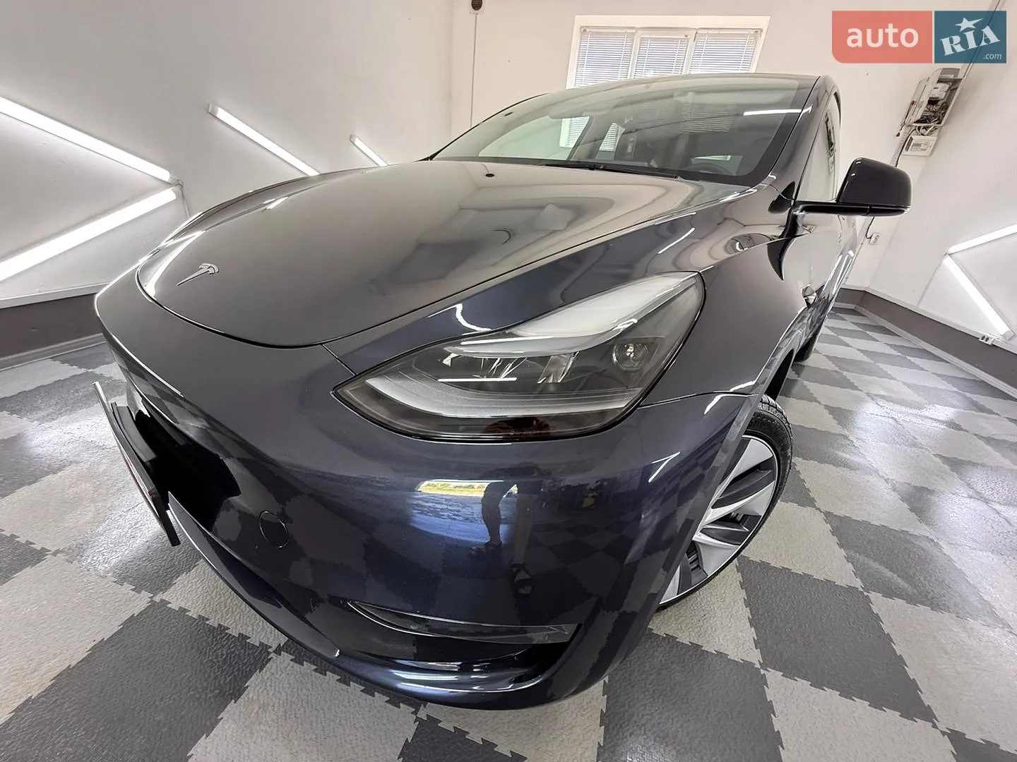 2024 Tesla Model Y - мініатюра 82
