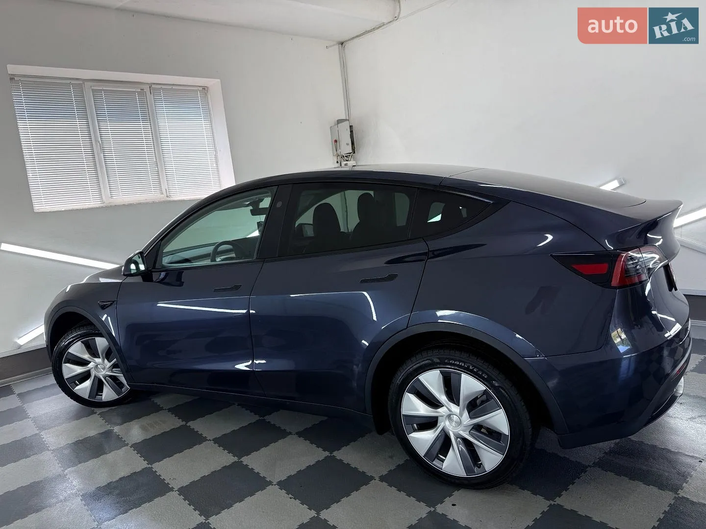 2024 Tesla Model Y - мініатюра 95