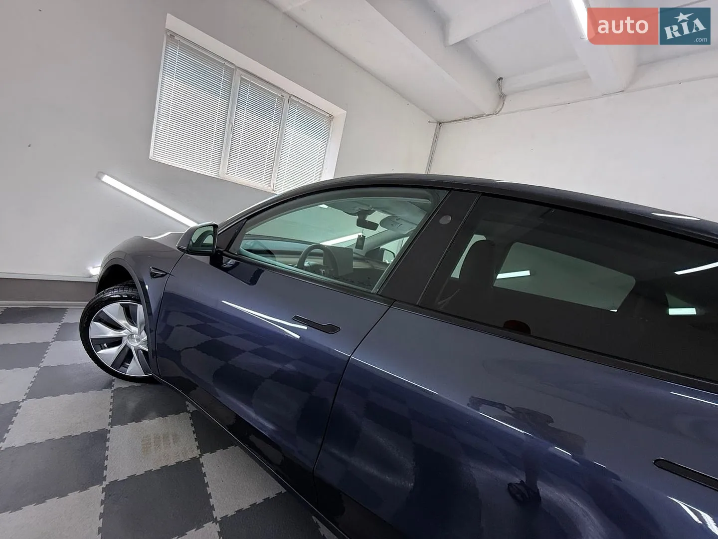 2024 Tesla Model Y - мініатюра 96
