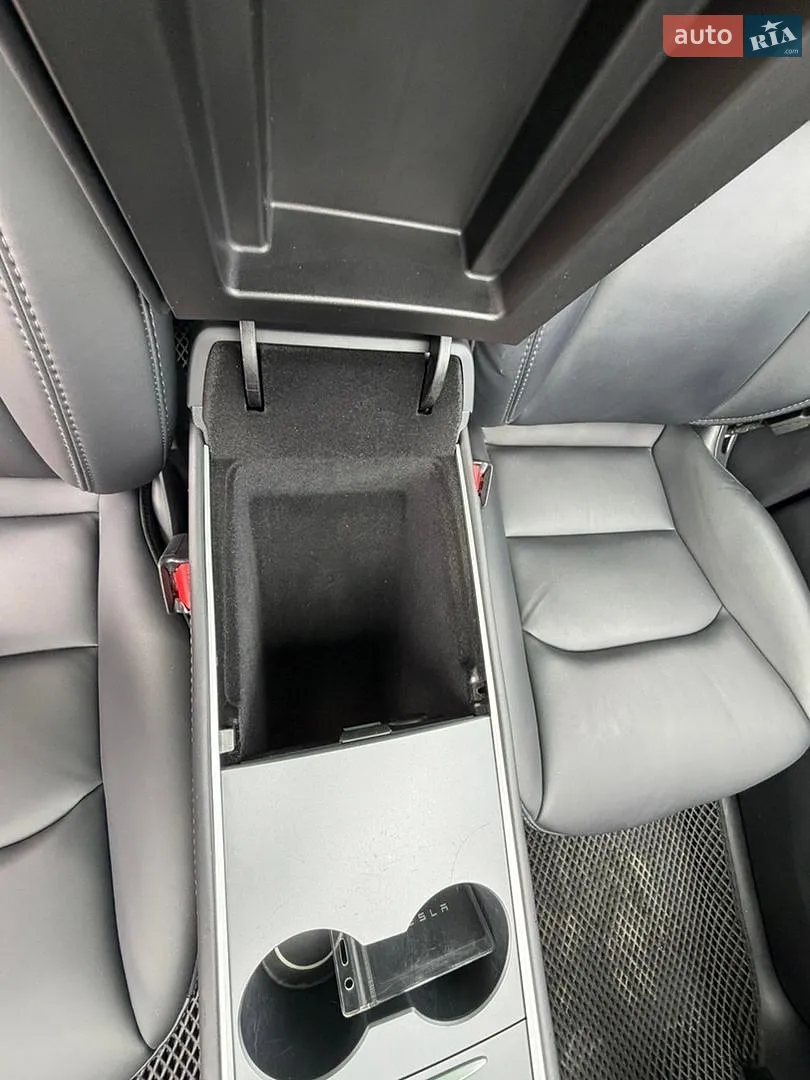 2024 Tesla Model Y - мініатюра 29