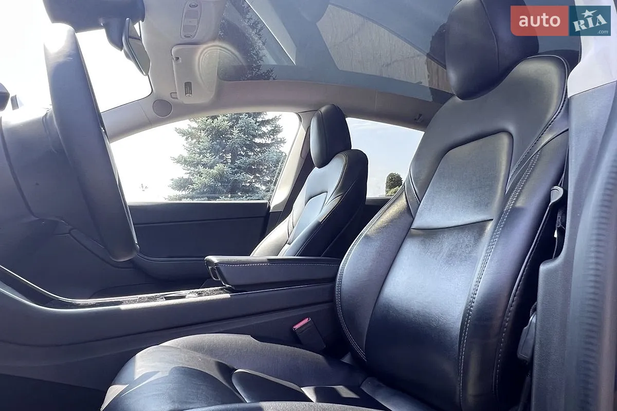 2020 Tesla Model Y - мініатюра 9