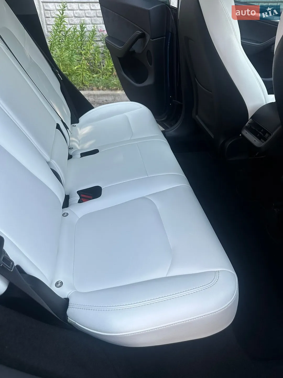 2023 Tesla Model Y - мініатюра 22