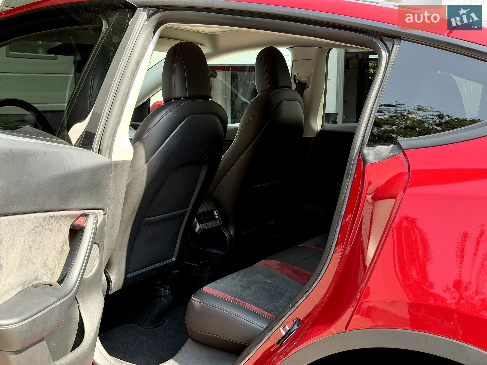 2020 Tesla Model Y - мініатюра 15