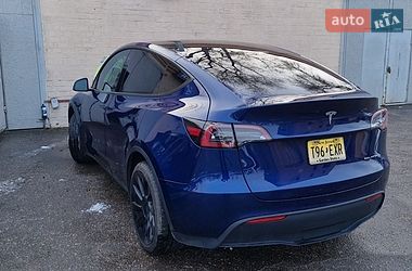 Позашляховик / Кросовер Tesla Model Y 2023 в Києві