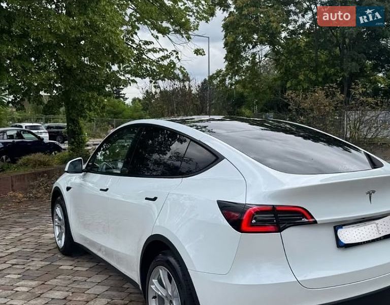 Внедорожник / Кроссовер Tesla Model Y 2024 в Черновцах фото 13 Внедорожник / Кроссовер Tesla Model Y 2024 в Черновцах