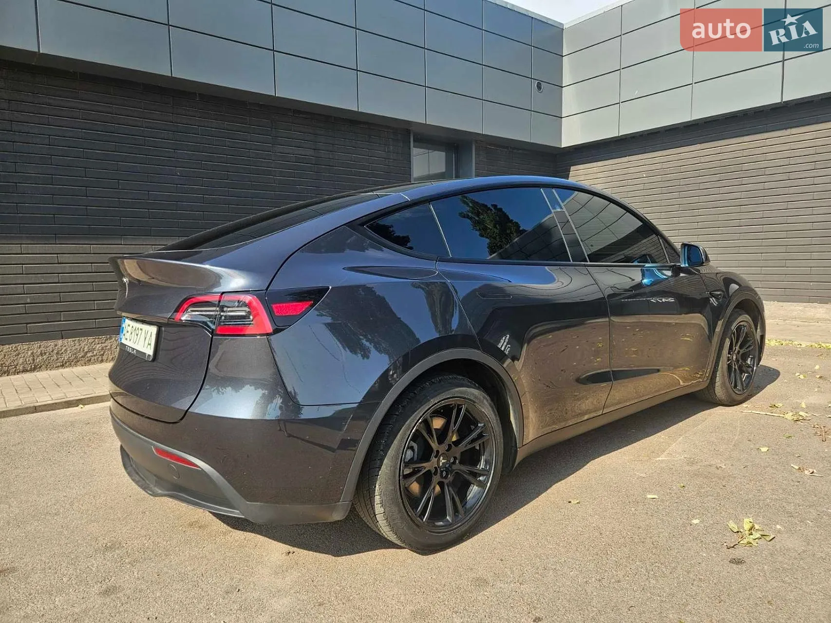 2024 Tesla Model Y - мініатюра 15