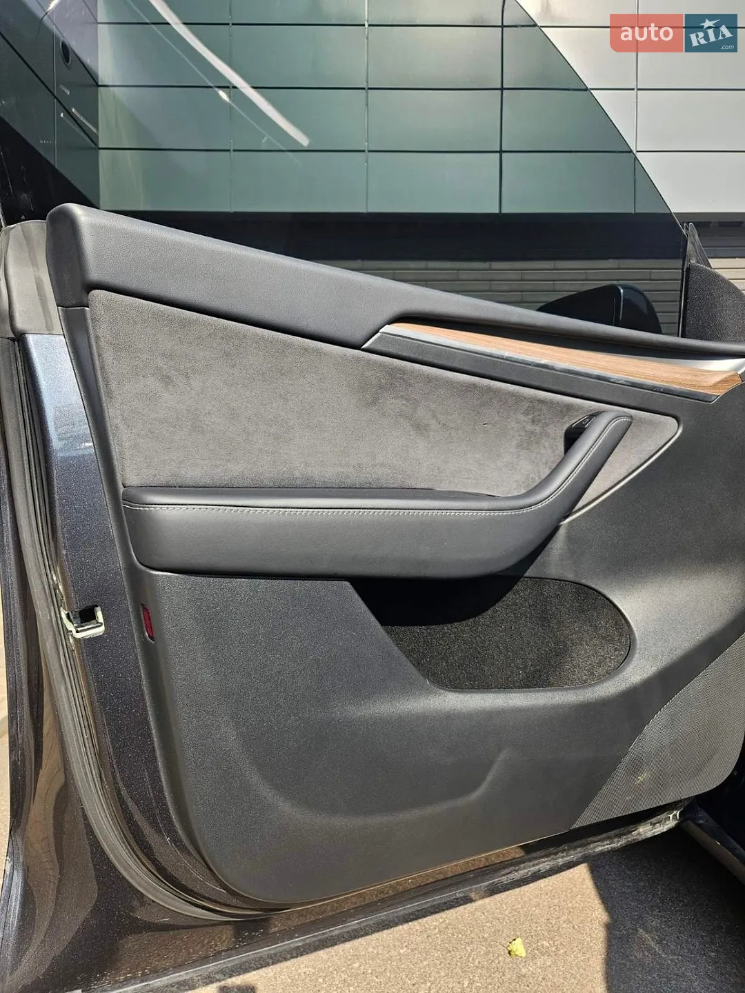 2024 Tesla Model Y - мініатюра 32