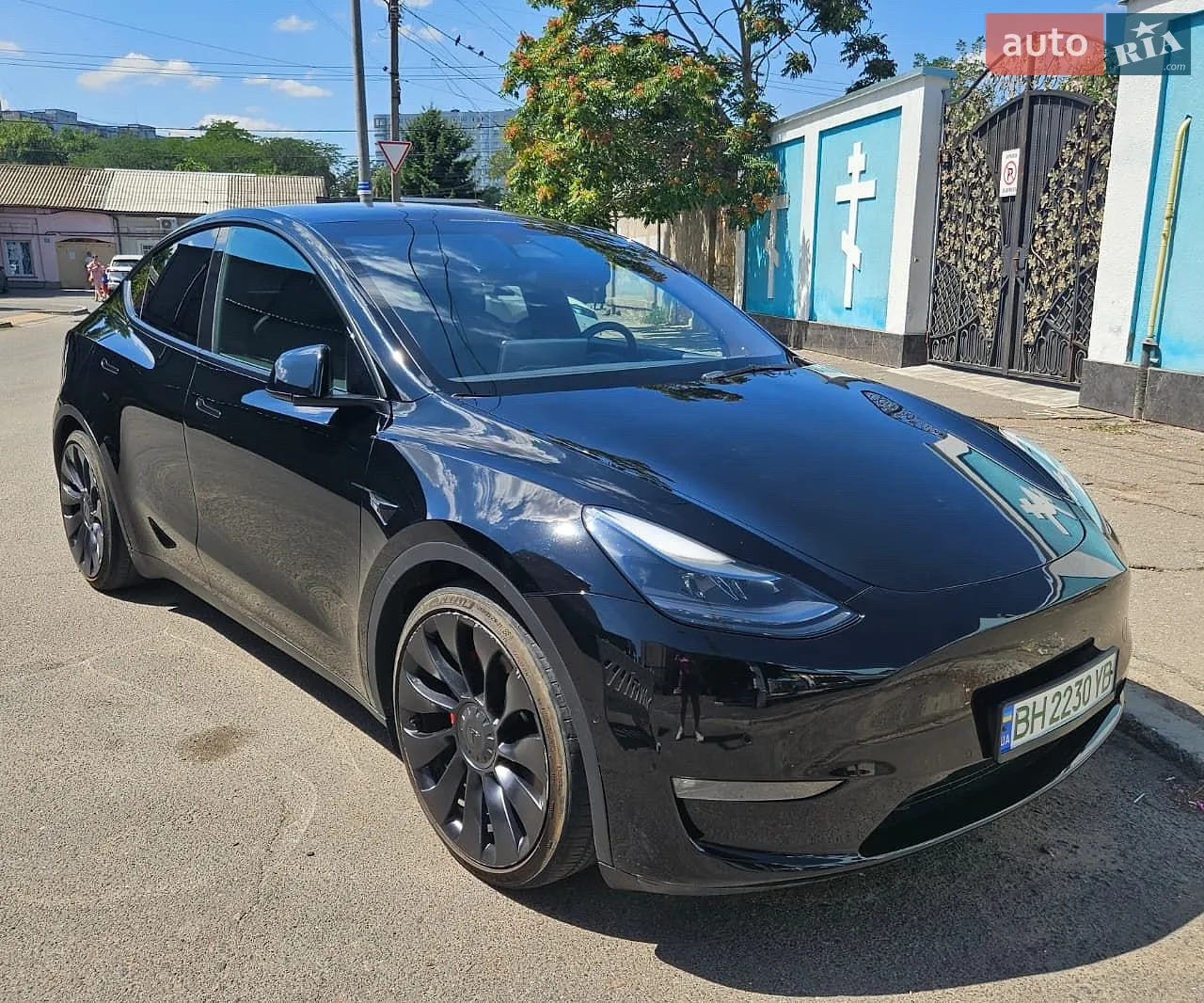 2022 Tesla Model Y - фото 1
