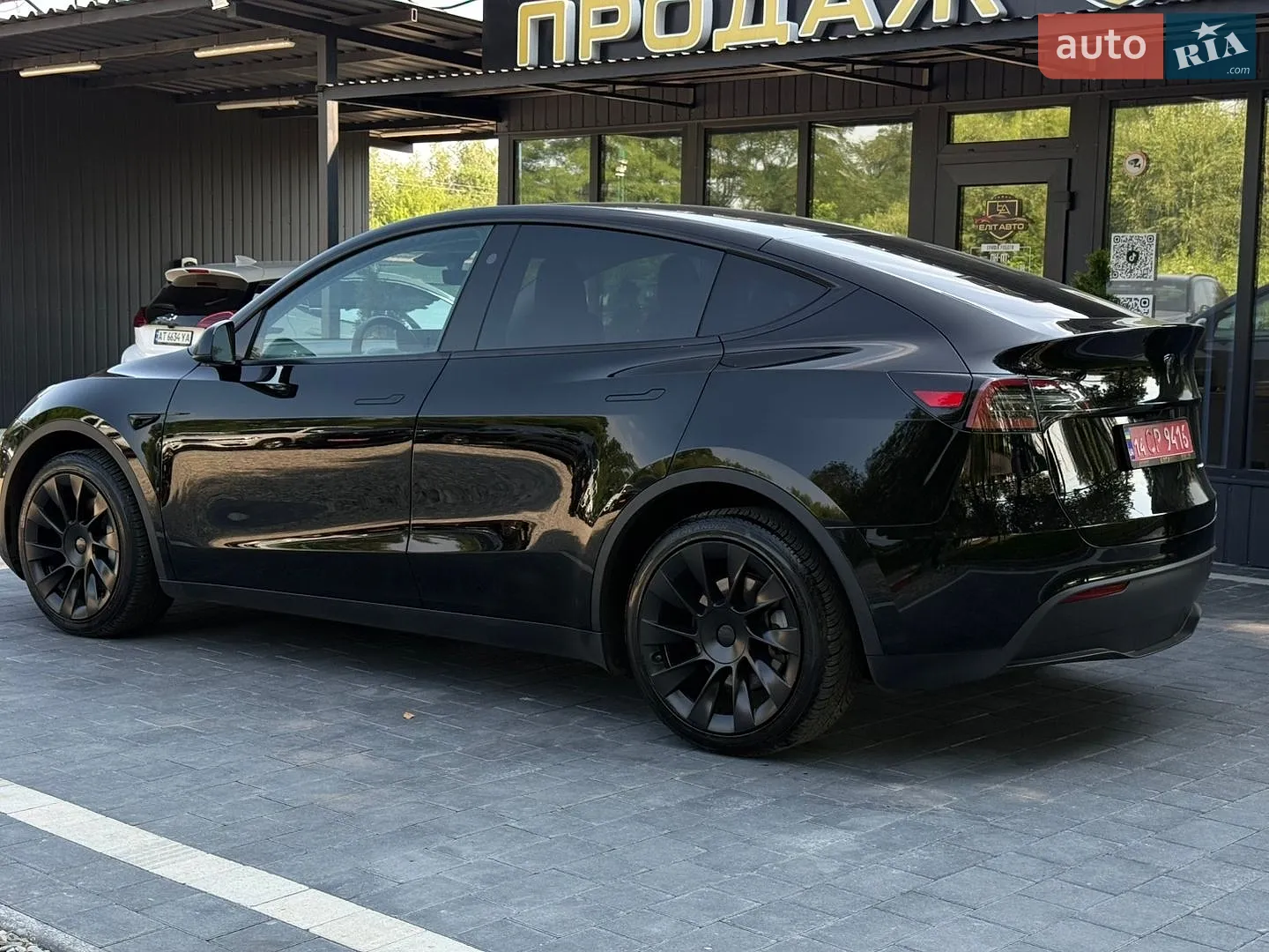 2023 Tesla Model Y - мініатюра 3