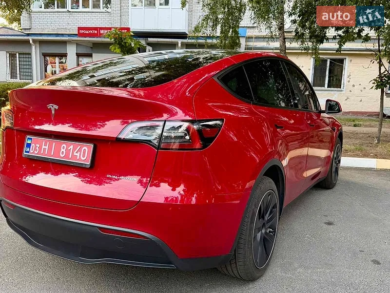 Tesla Model Y