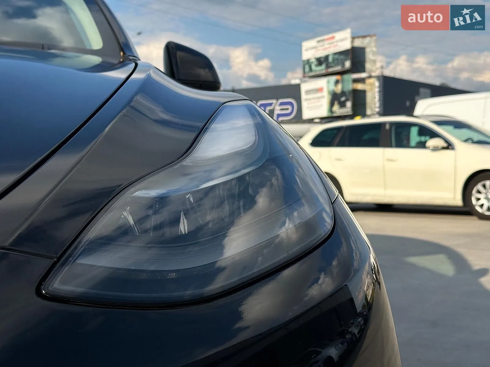 2024 Tesla Model Y - мініатюра 10