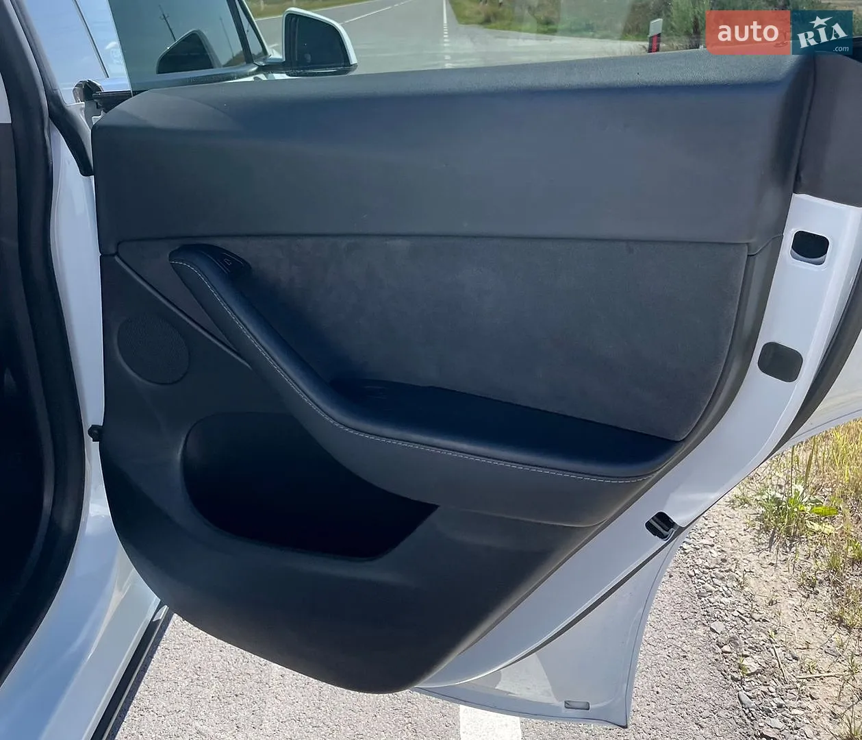 2021 Tesla Model Y - мініатюра 17