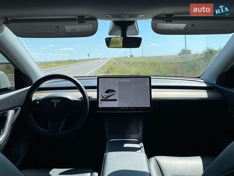 Внедорожник / Кроссовер Tesla Model Y 2021 в Львове