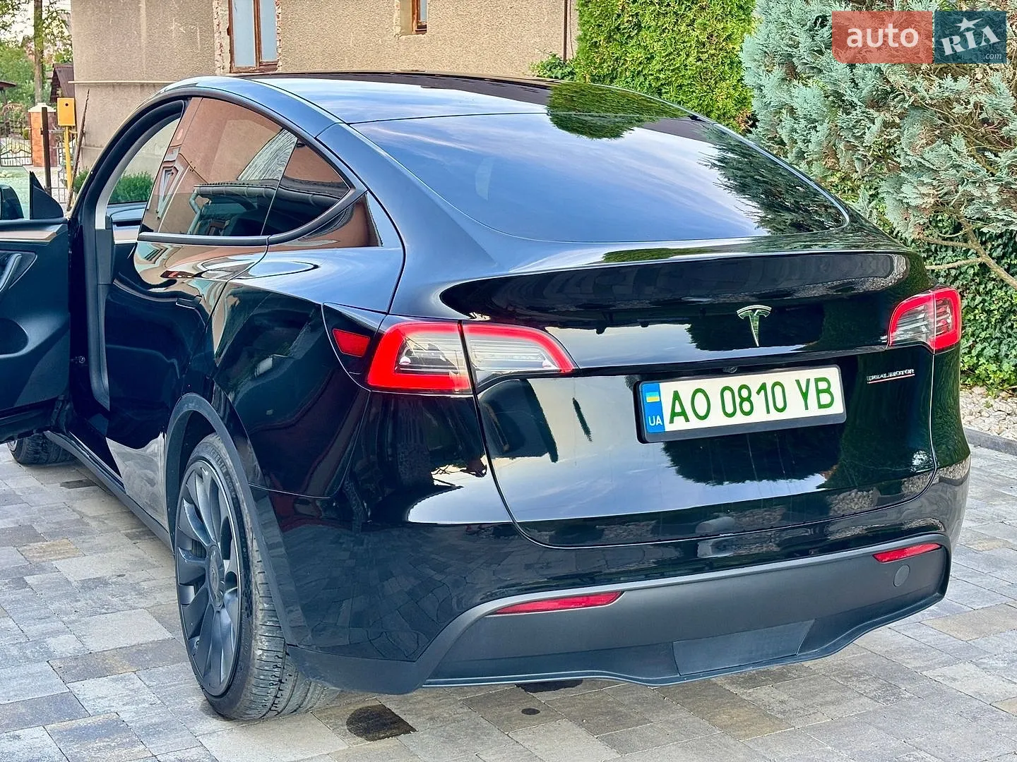2023 Tesla Model Y - мініатюра 8
