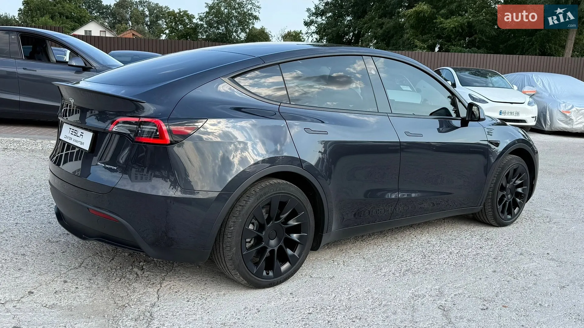 2024 Tesla Model Y - мініатюра 4