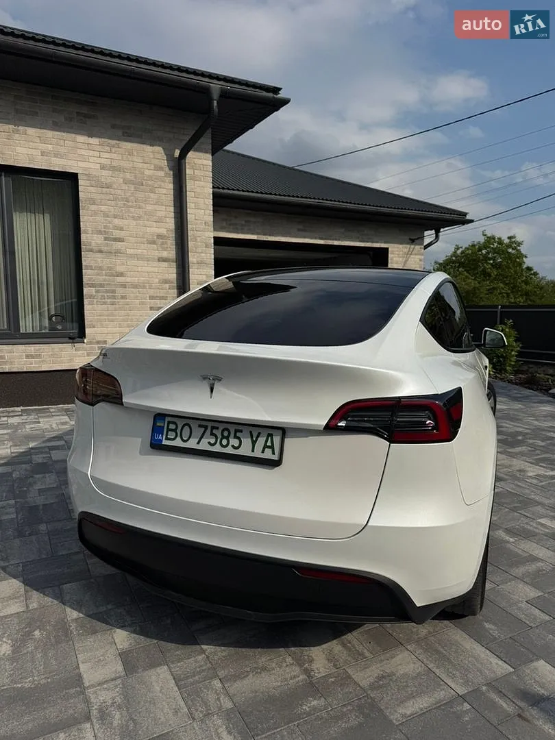 2020 Tesla Model Y - мініатюра 9