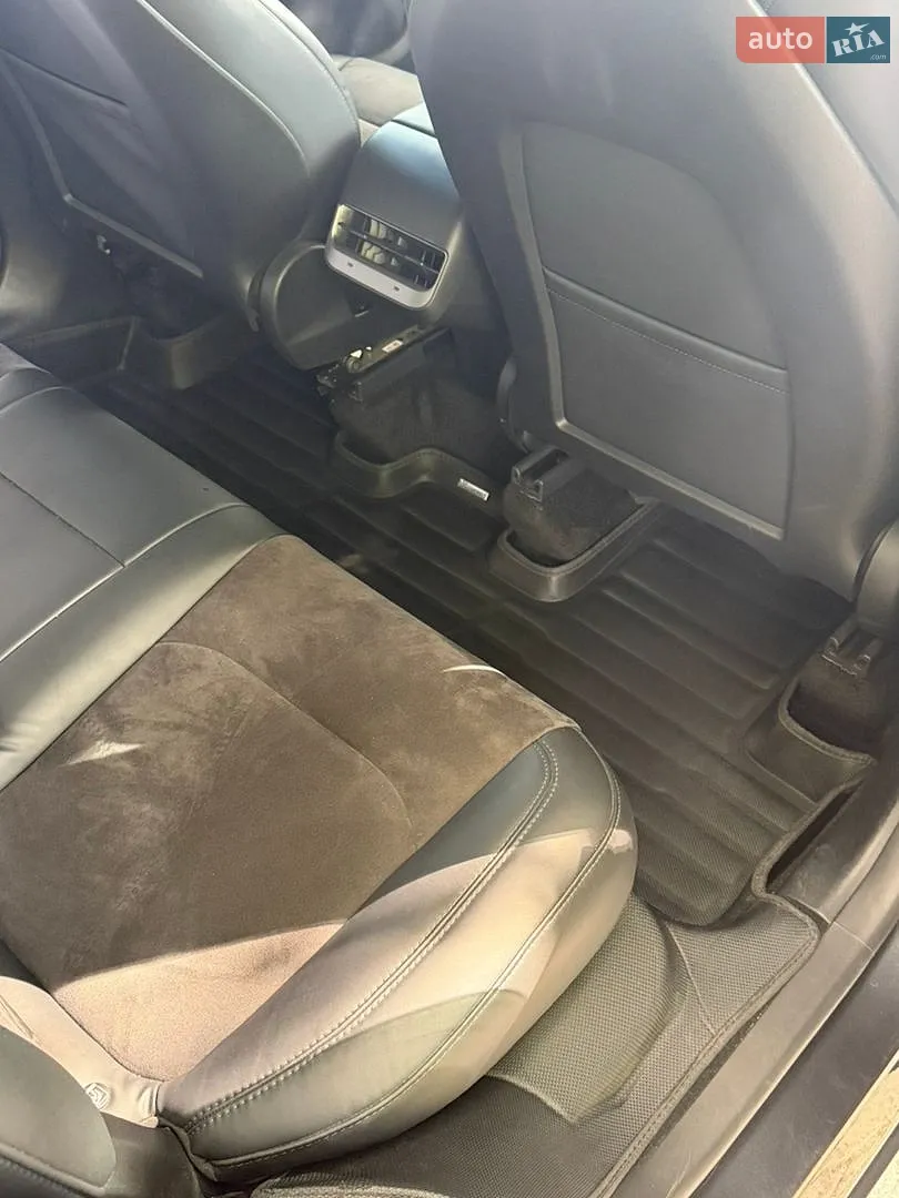 2024 Tesla Model Y - мініатюра 10