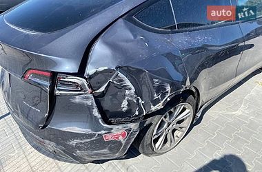 Позашляховик / Кросовер Tesla Model Y 2023 в Львові