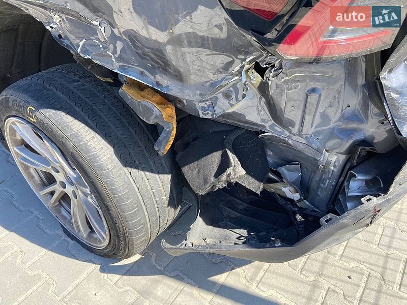 Внедорожник / Кроссовер Tesla Model Y 2023 в Львове