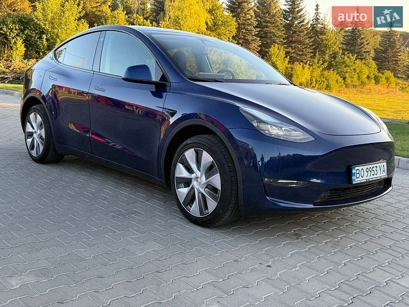 Позашляховик / Кросовер Tesla Model Y 2023 в Тернополі фото 5 Позашляховик / Кросовер Tesla Model Y 2023 в Тернополі