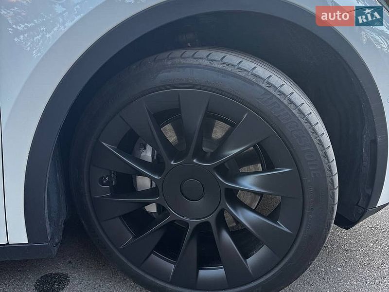 Внедорожник / Кроссовер Tesla Model Y 2022 в Чернигове фото 10 Внедорожник / Кроссовер Tesla Model Y 2022 в Чернигове