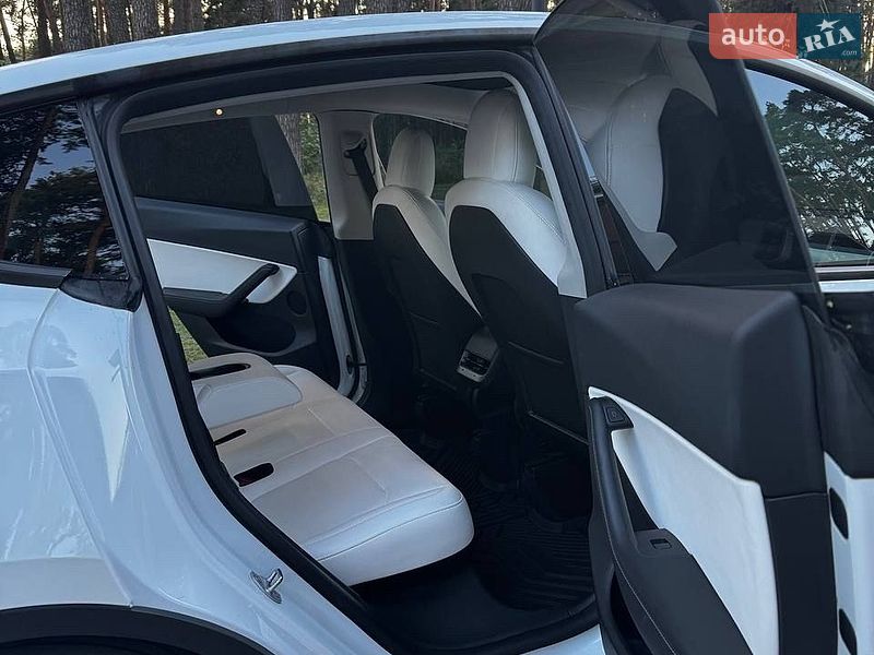 Внедорожник / Кроссовер Tesla Model Y 2022 в Чернигове фото 25 Внедорожник / Кроссовер Tesla Model Y 2022 в Чернигове