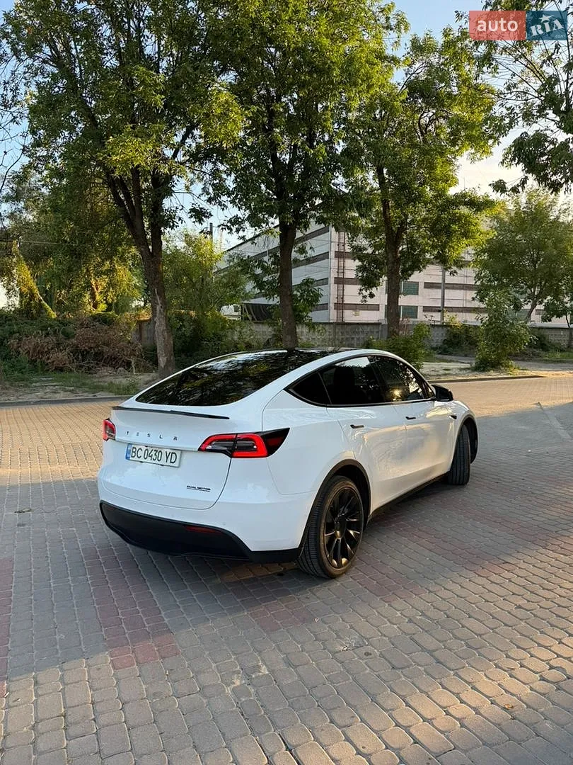 2022 Tesla Model Y - мініатюра 9