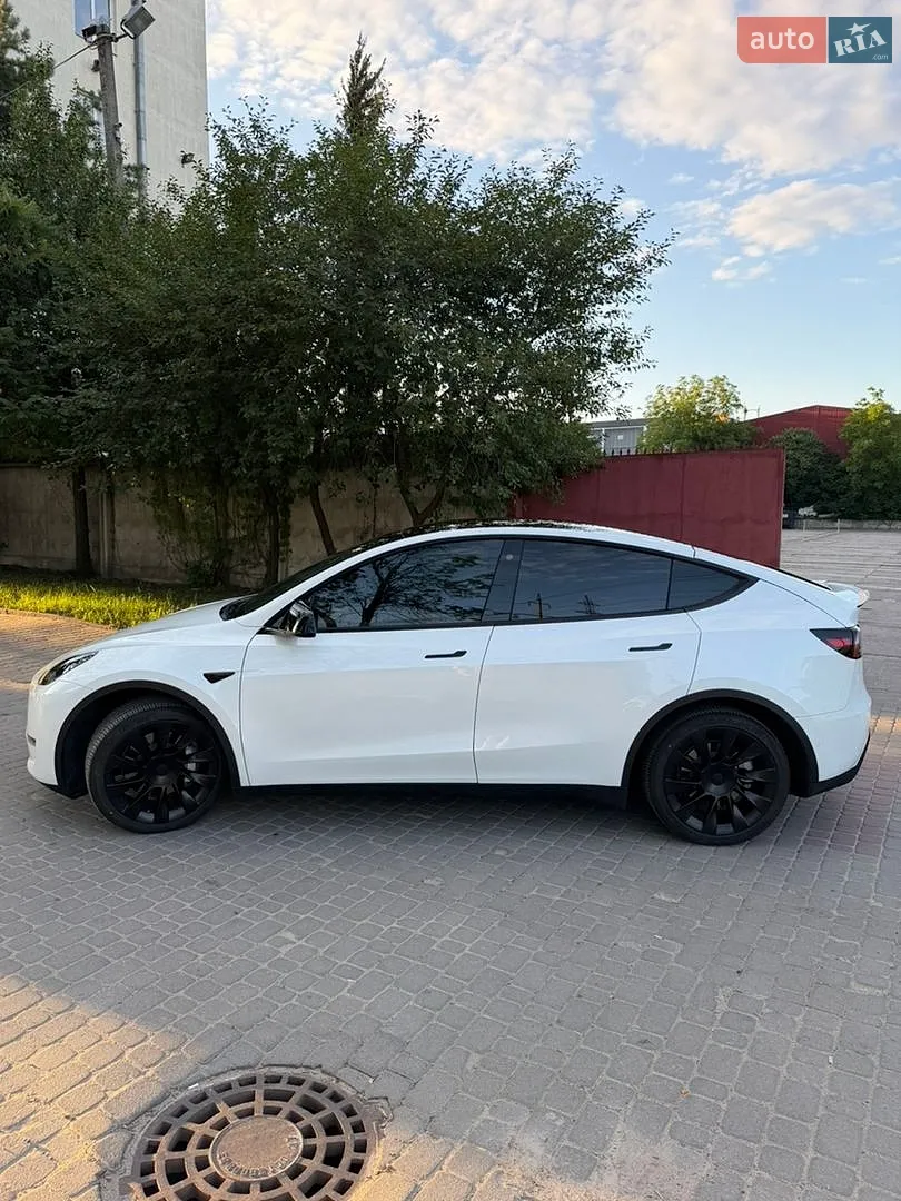2022 Tesla Model Y - мініатюра 13