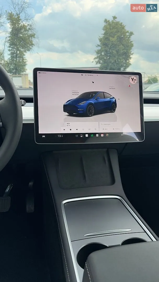 2024 Tesla Model Y - мініатюра 28